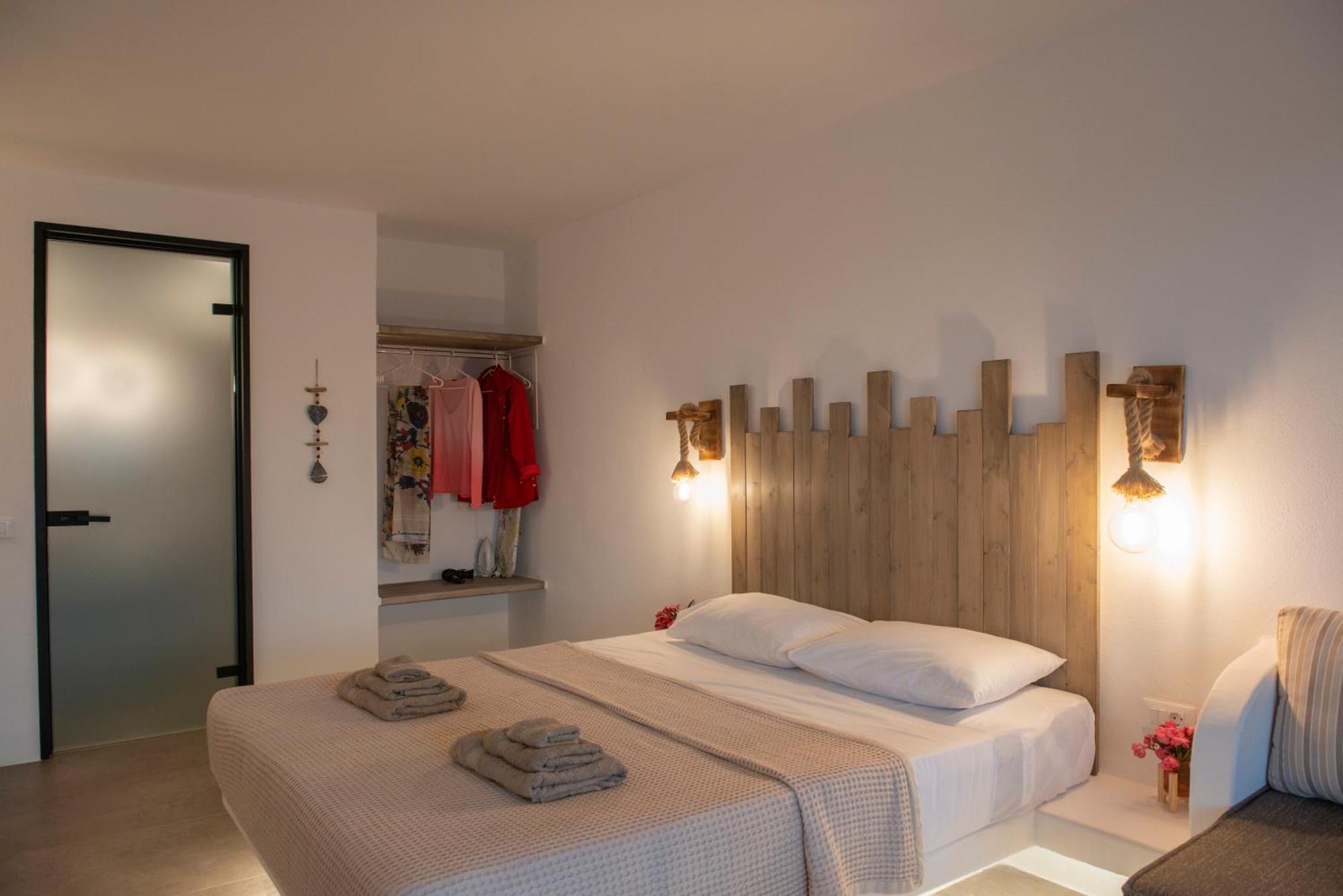 Myrsini'S Luxury Suites Merchia Mykonos Town Exterior foto